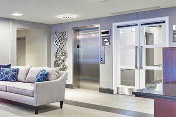 Hill House on Chestnut Hill - Elevator access